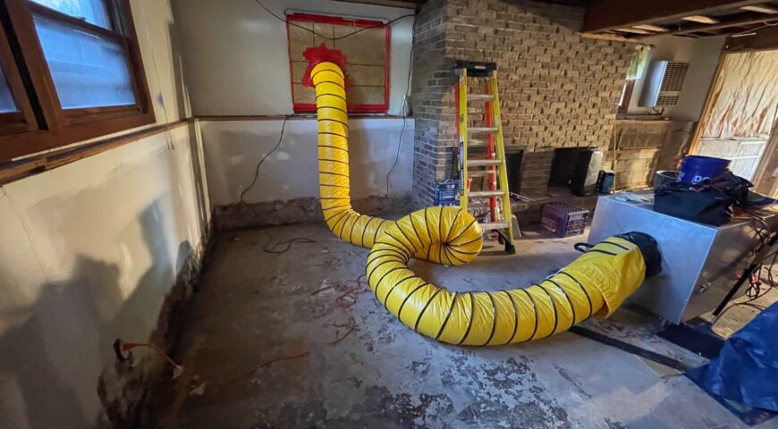 Steps to Take Before Water Damage Restoration Corning Professionals Arrive